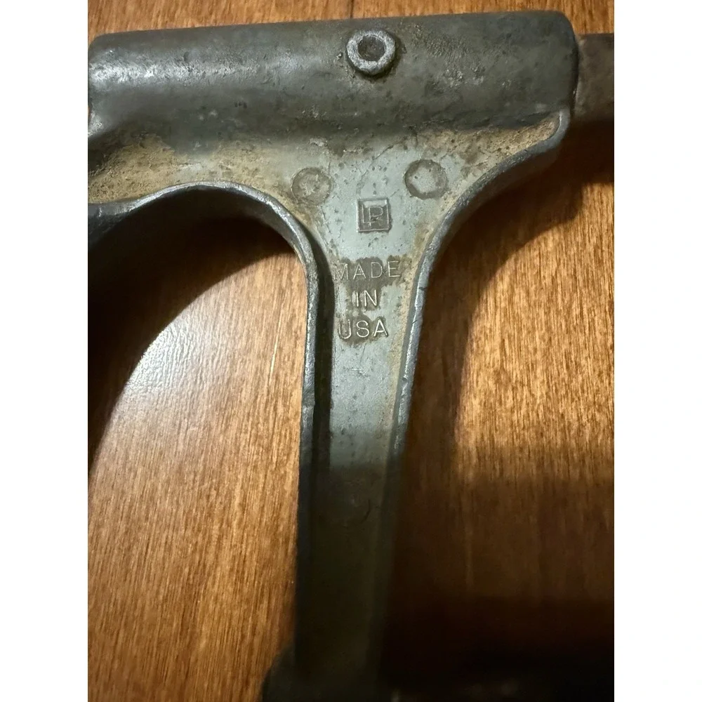 VINTAGE MITEECUT HACKSAW MADE IN USA ADJUSTABLE BLADE